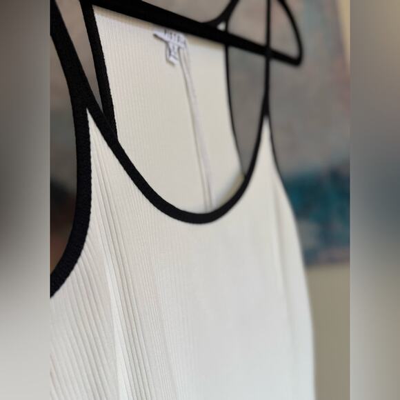 Pistola Paloma Everyday Tank in Le Blanc White and Noir Black Women’s Small - Picture 4 of 6